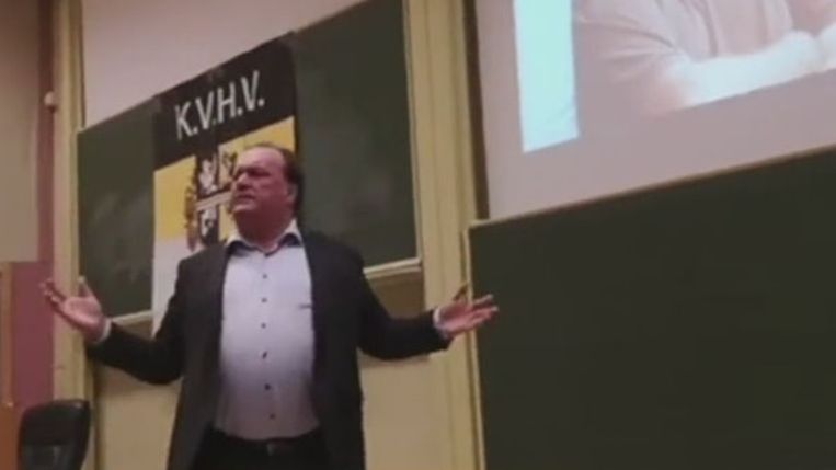 Student association risks suspension after sexist lecture by famous plastic surgeon at UGhent
