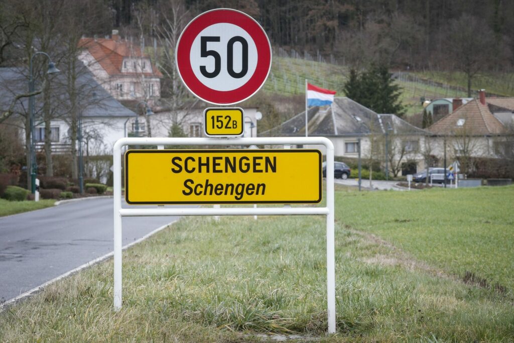 EU pushes Schengen nations to phase out border checks despite security concerns