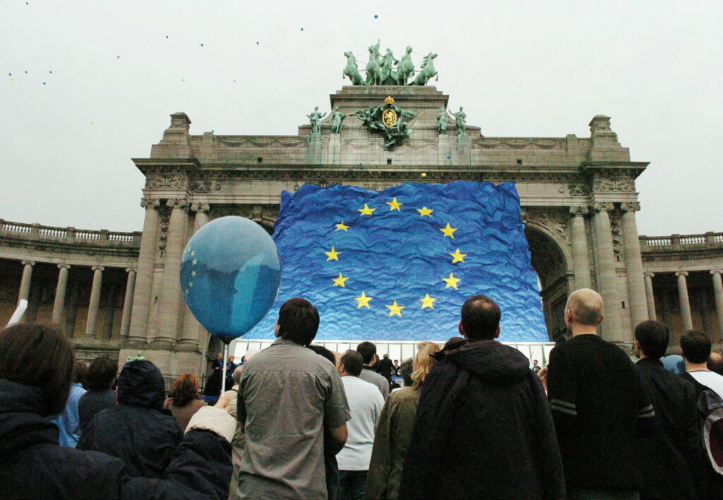 Flemish nationalists want to encourage EU nationals to take integration course