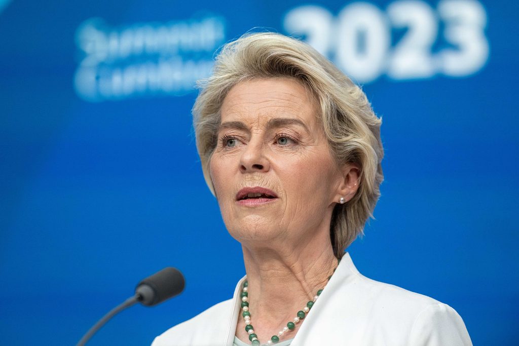 EU Commission all set for 1 December; far-right nominations called 'deplorable'