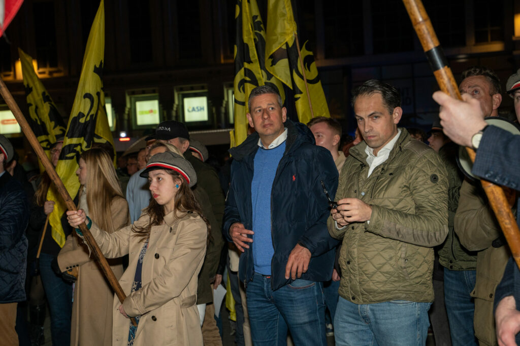 Far-right figures from across Europe gather in Ghent amid large police presence and counter protest