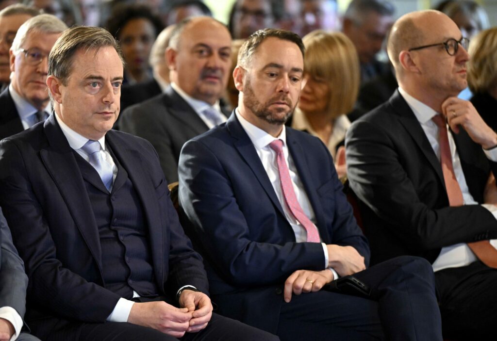 Core Federal Government sits together over budget: 'Time to make decisions'