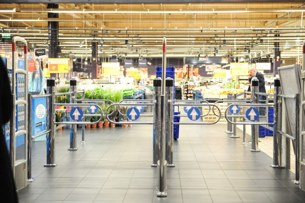 Shops in Belgium allowed to stay open late from this week