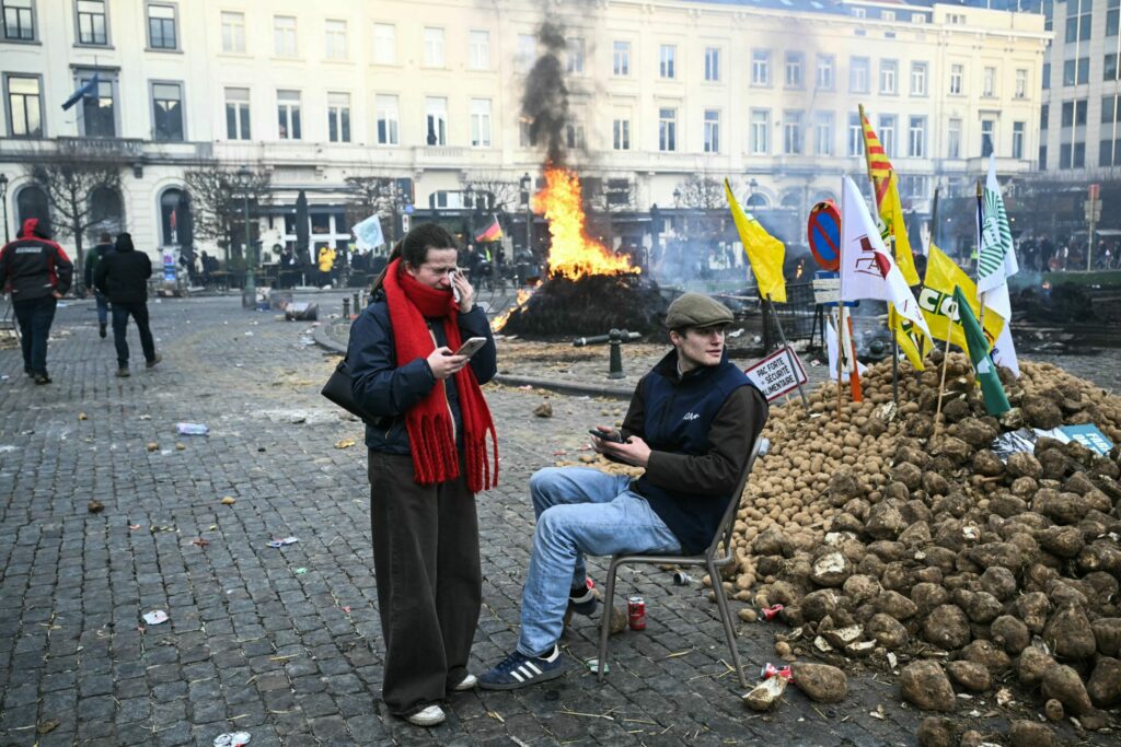 Over 50 tonnes of waste cleared from Brussels streets after farmers' protest