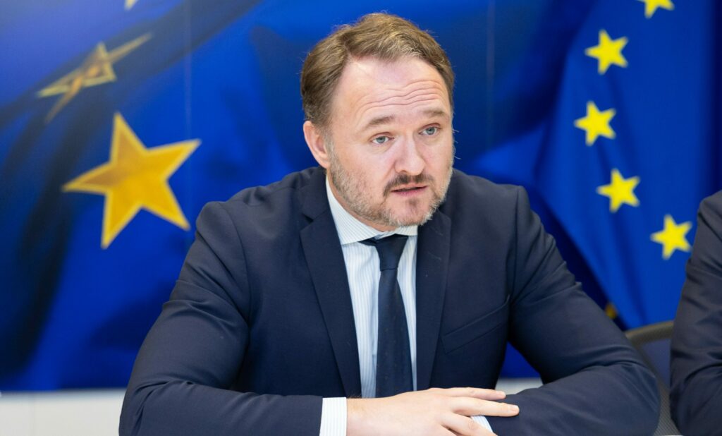 Europe paying 12 times more for gas than US as prices surge