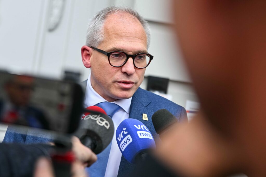 'Best and final offer': The proposed cuts to Flemish budget as deadline ...