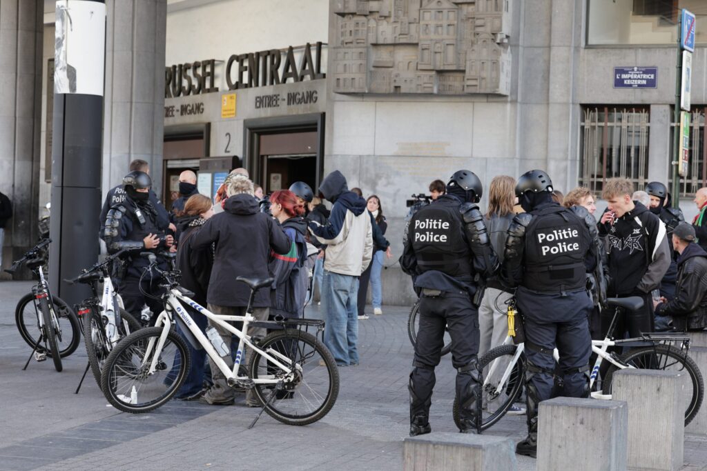 Police arrest nine protesters after Brussels demonstrations