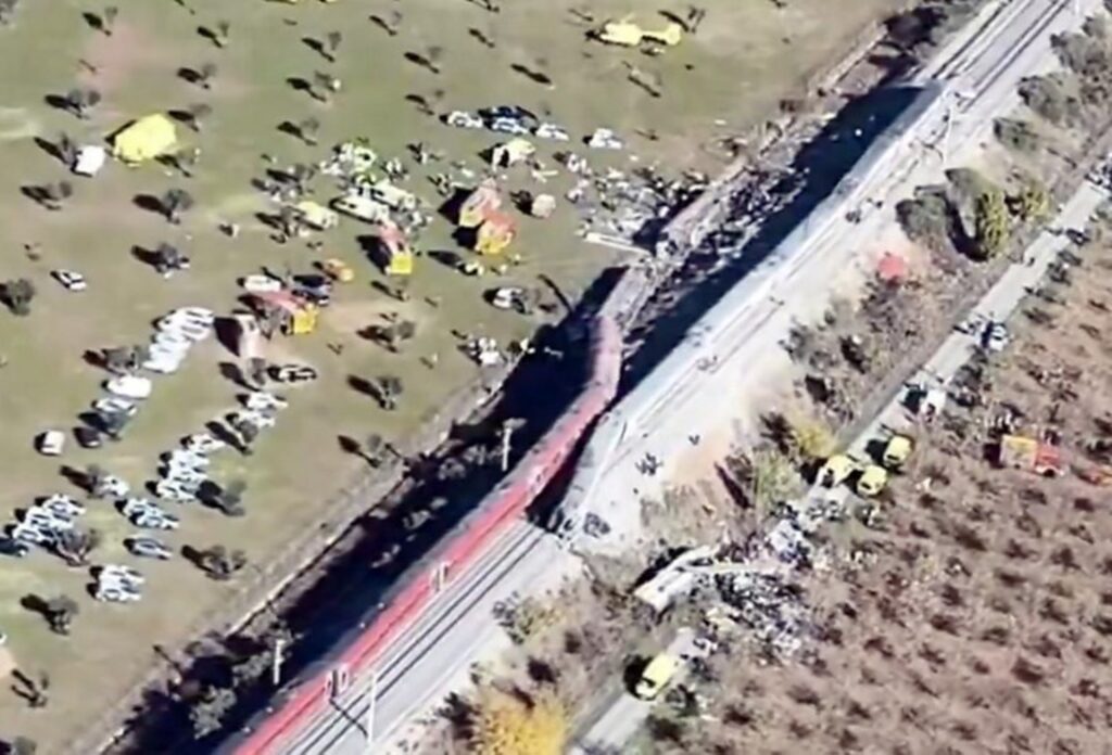 Death toll rises to 30 following high-speed rail crash near Madrid