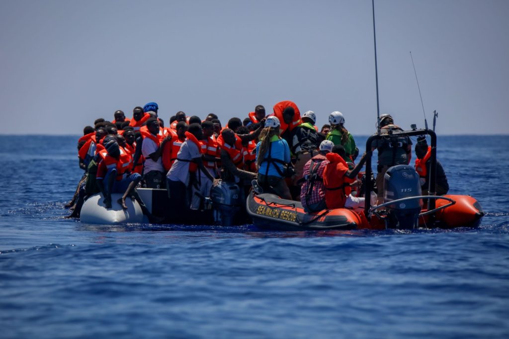 EU border control: Expansion of Frontex staff and budget amid human rights concerns